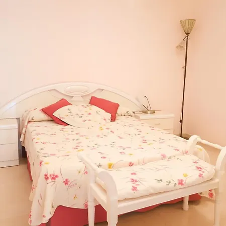 דירה Aparment Neptuno- Located On The Promenade A Few Metres From The Beach. *