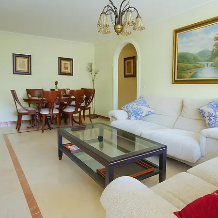 Aparment Neptuno- Located On The Promenade A Few Metres From The Beach. דירה