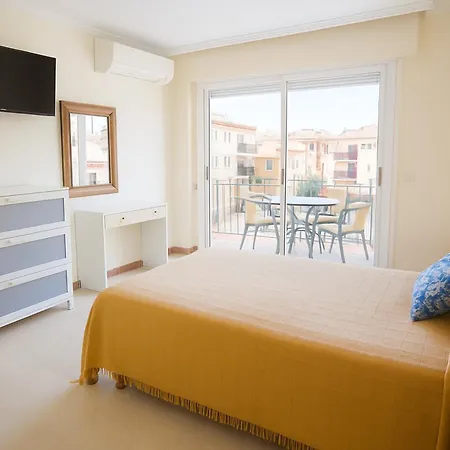 Aparment Neptuno- Located On The Promenade A Few Metres From The Beach. *