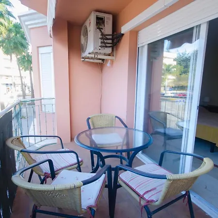 Aparment Neptuno- Located On The Promenade A Few Metres From The Beach. Apartment *