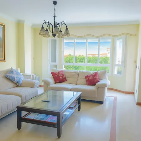 Aparment Neptuno- Located On The Promenade A Few Metres From The Beach.