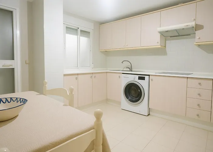 Apartamento Aparment Neptuno- Located On The Promenade A Few Metres From The Beach. Estepona