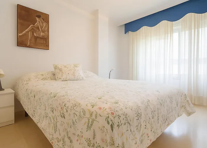 Aparment Neptuno- Located On The Promenade A Few Metres From The Beach. Apartamento *