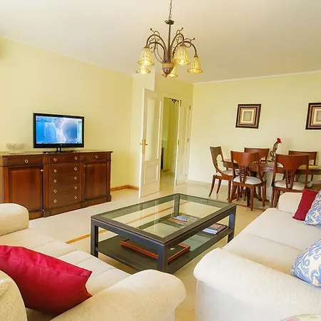 Aparment Neptuno- Located On The Promenade A Few Metres From The Beach. Estepona