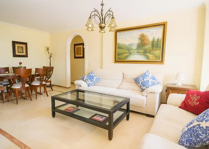 Aparment Neptuno- Located On The Promenade A Few Metres From The Beach. Apartment Estepona